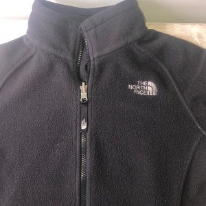 boys North Face black fleece jacket
